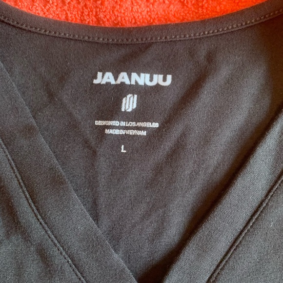 Jaanuu Slim Scrub Top, size L .Excellent condition. - Picture 4 of 5